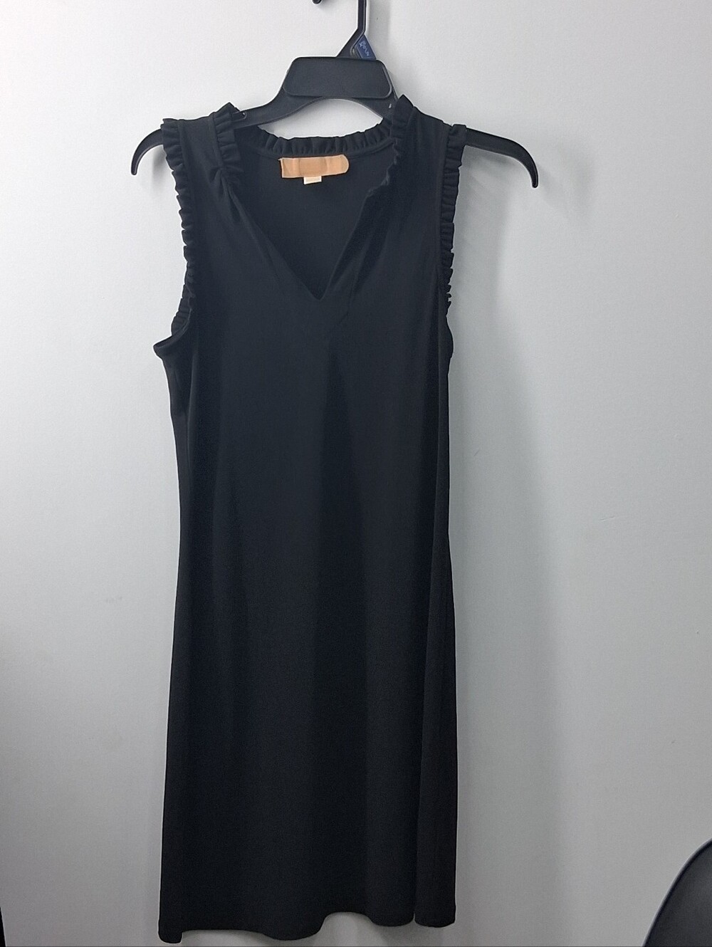MICHAEL Michael Kors Black Ruffle V-Neck Sleeveless Shift Dress XS